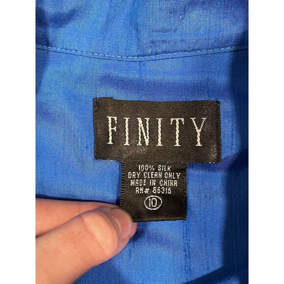 Vintage Finity Blouse 100% Silk Blue Button Up Short Sleeve Collared Size 10‎ - Picture 6 of 7